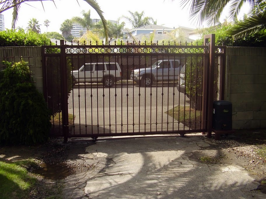 automatic slide gate from inside