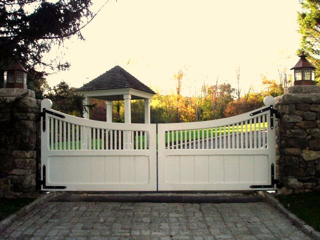 paint wood classic driveway gate