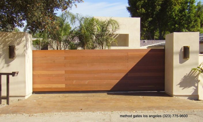 clean natural red oak wooden gate