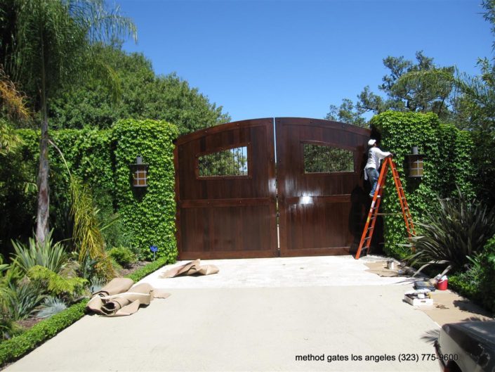gate installation in Beverly hills