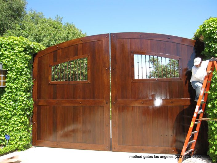 wooden driveway gate in Beverly hills
