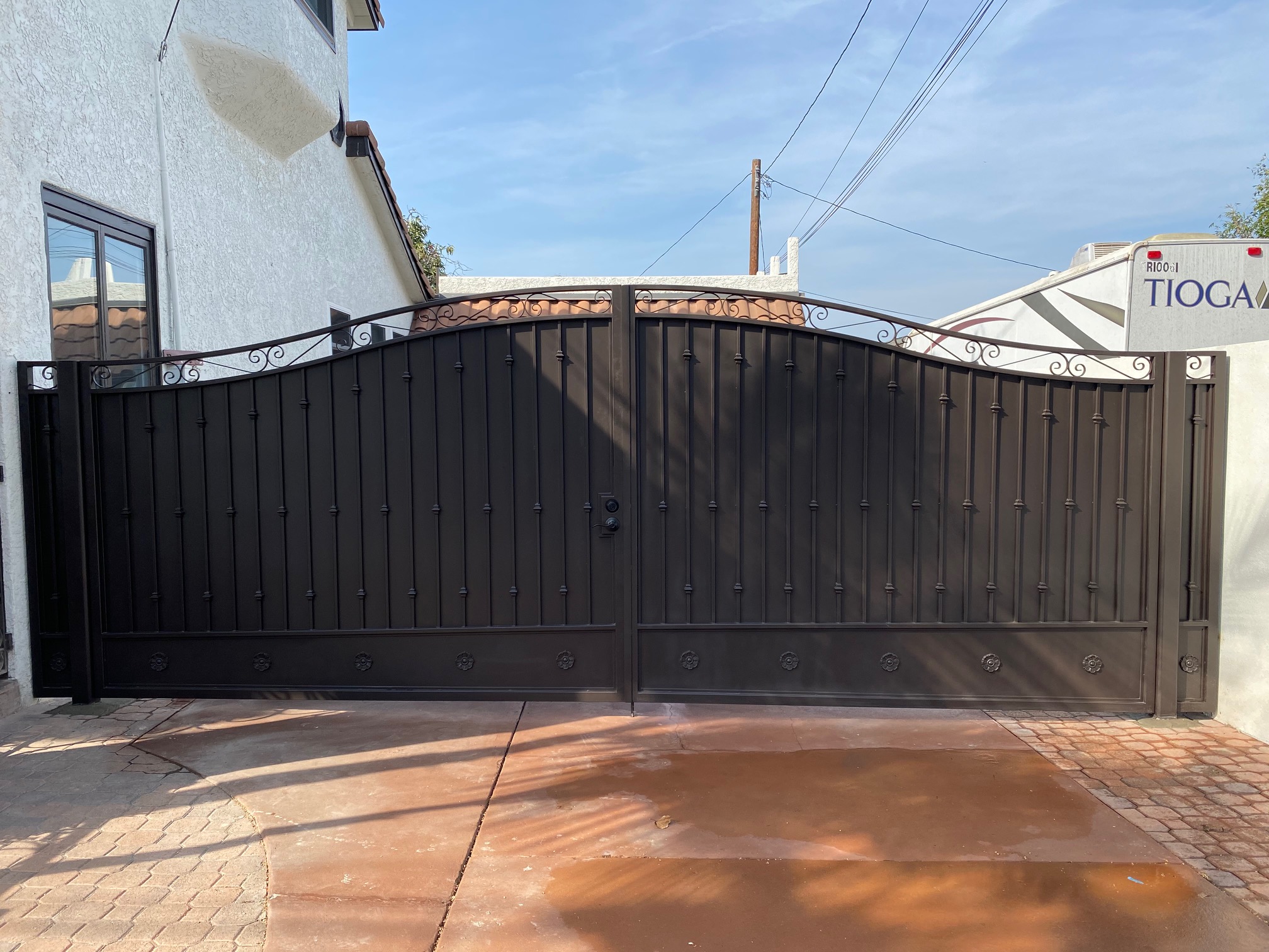 Iron solid double wrought iron swing gate