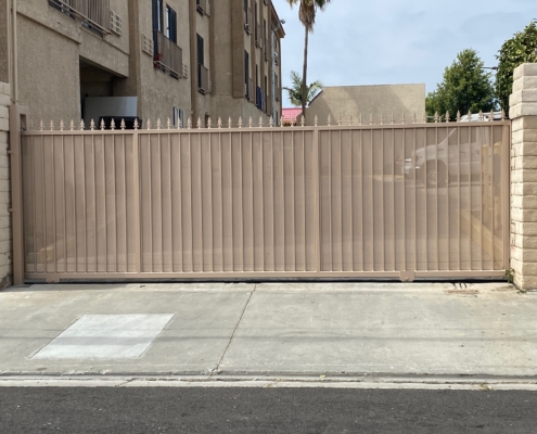 commercial gate with steel mesh screen for apartment building