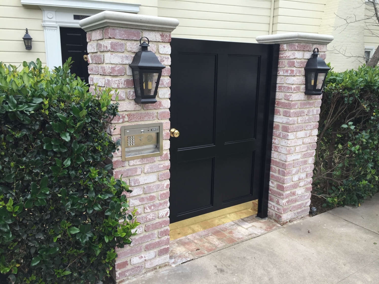 wrought iron automatic gates