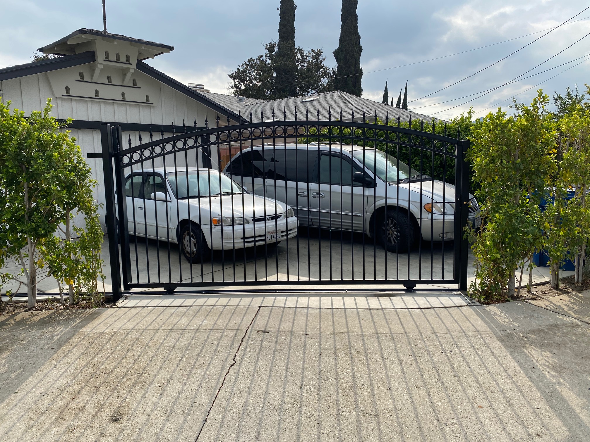 wrought iron sliding manual driveway gate